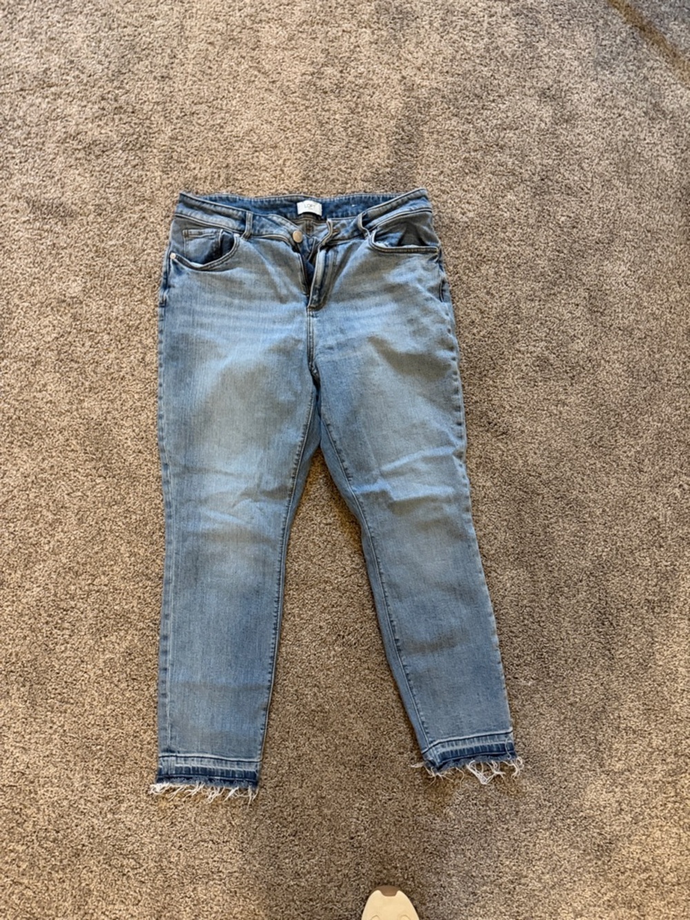 LOFT Light Blue Cropped Frayed-Hem Jeans